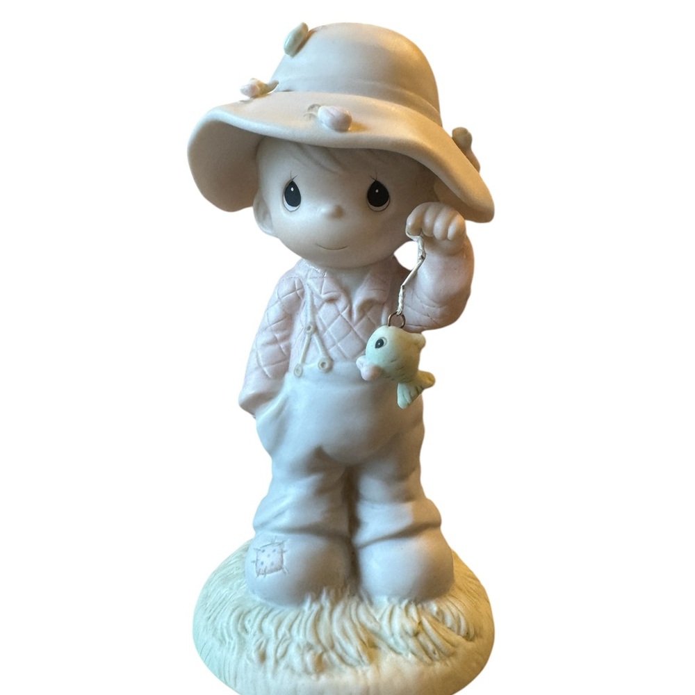 Precious Moments Vintage 1986 'My Love Will Never Let You Go' Boy Fish Figurine